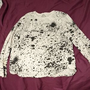 Black and white splattered long sleeved tee